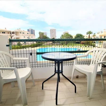 T2 Sea Breeze Apartmán